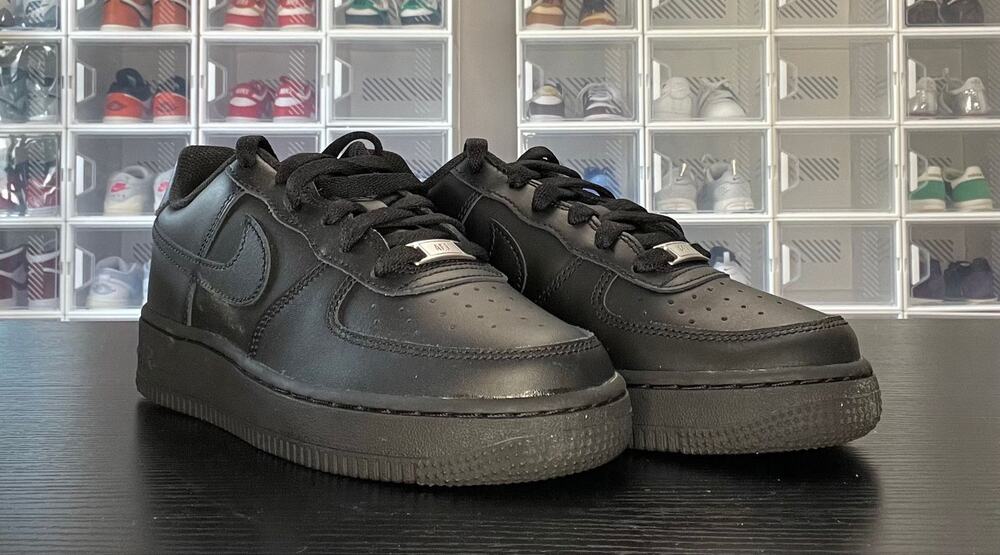 Nike Air Force 1 LE Triple Black Size 4.5Y/6W